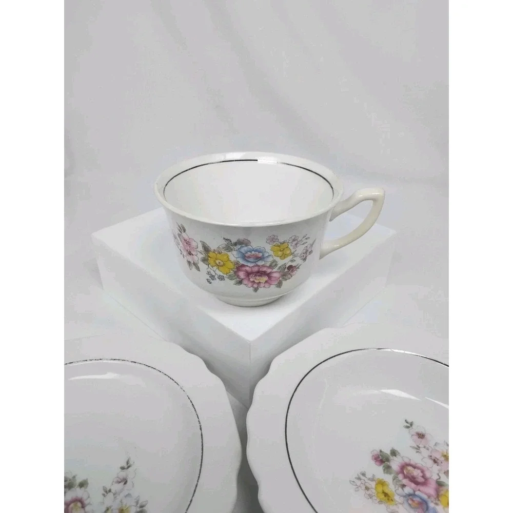W.S.‎ George Vintage 183A Lido Floral Porcelain Teacup Saucer and Berry Bowl Set